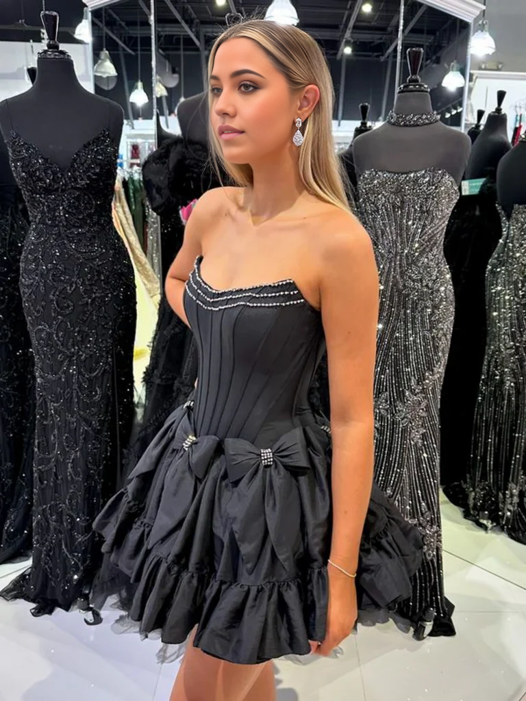Vestidos de fiesta de satén negro sin tirantes en capas, vestidos de noche para el regreso a casa con cuentas